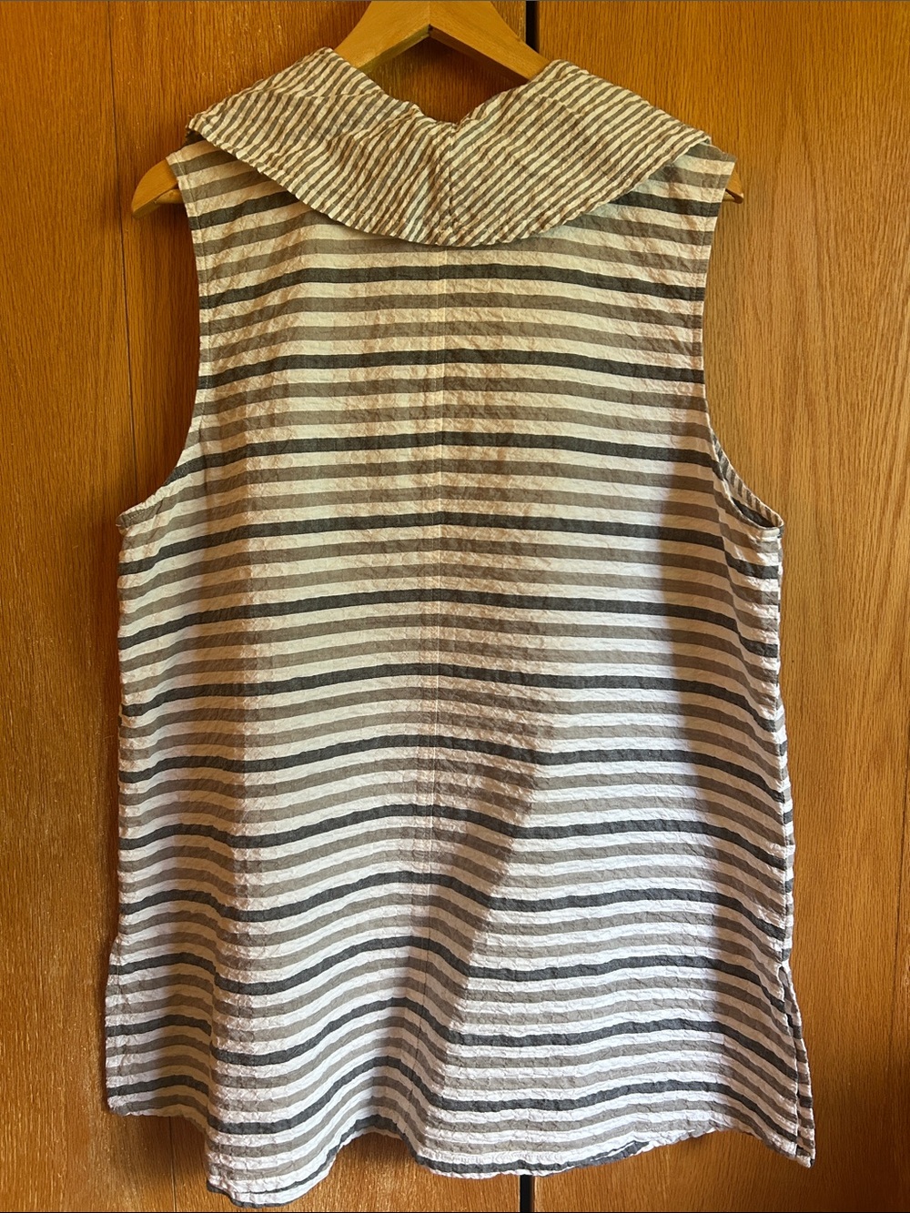 Habitat Clothing to live in Sleeveless Tunic - Picture 2 of 4
